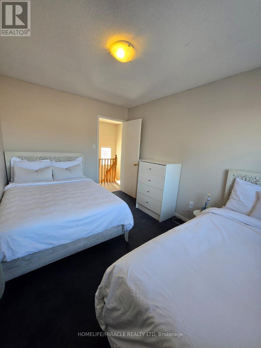 29 Nicholson Drive, Barrie, Ontario  L4N 8L7 - Photo 30 - S12843120