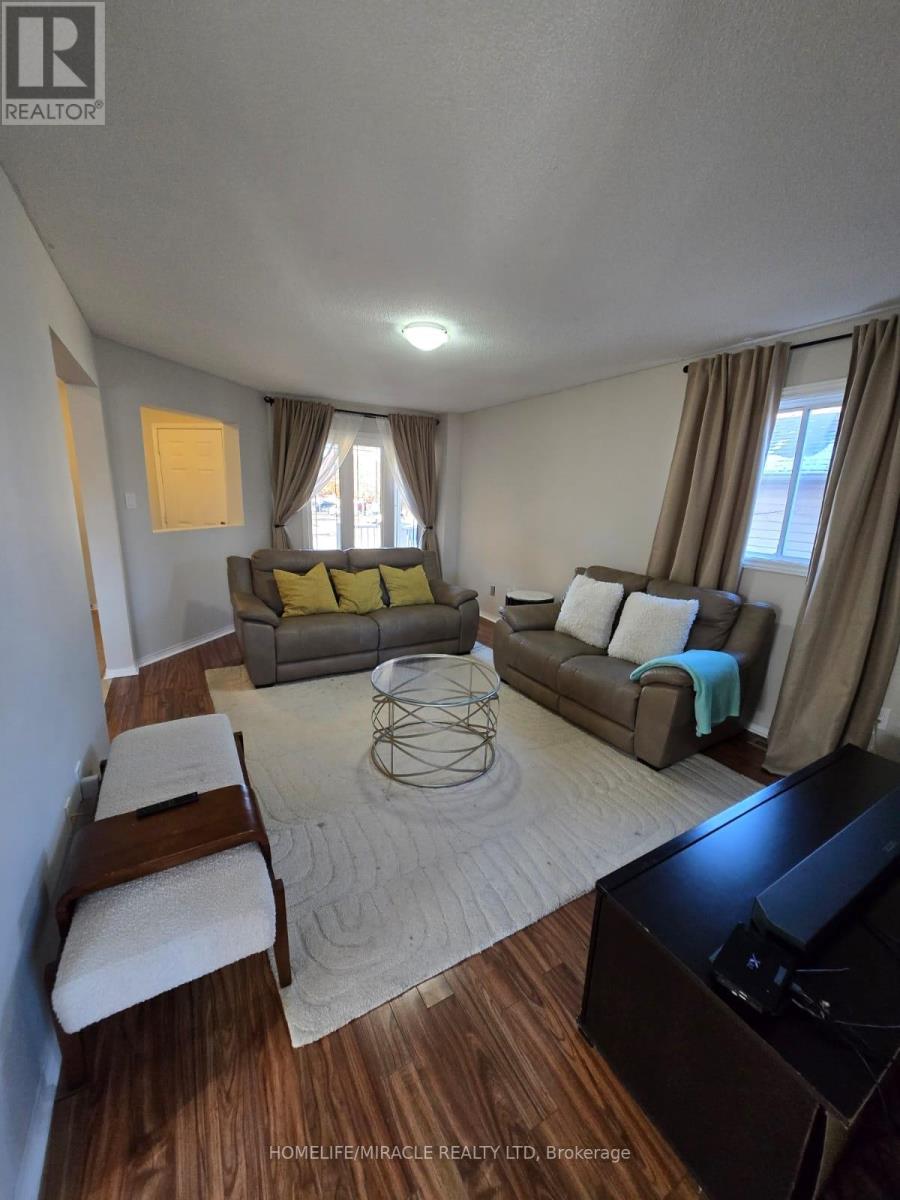 29 Nicholson Drive, Barrie, Ontario  L4N 8L7 - Photo 8 - S12843120