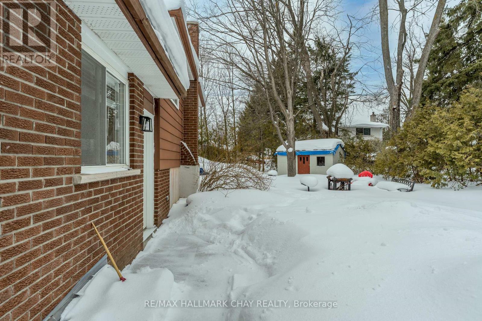 44 Belcourt Avenue, Barrie, Ontario  L4M 4E4 - Photo 34 - S12843428