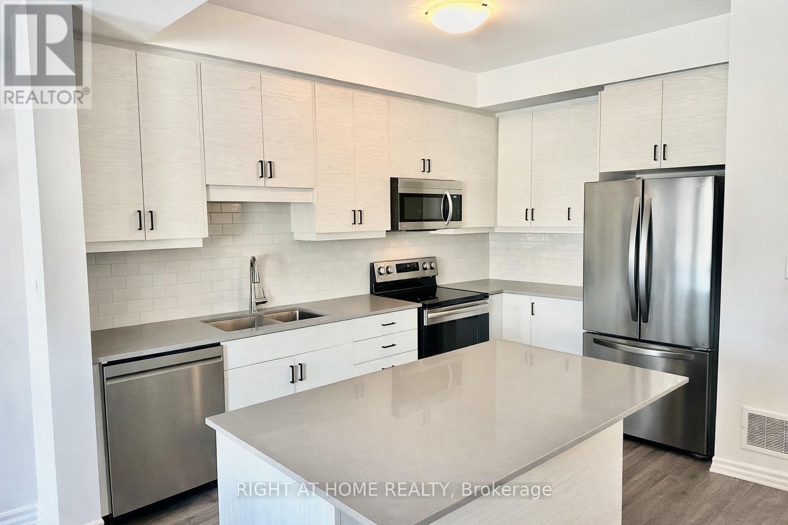 22 - 461 Blackburn Drive, Brantford, Ontario  N3T 0W9 - Photo 8 - X12838358