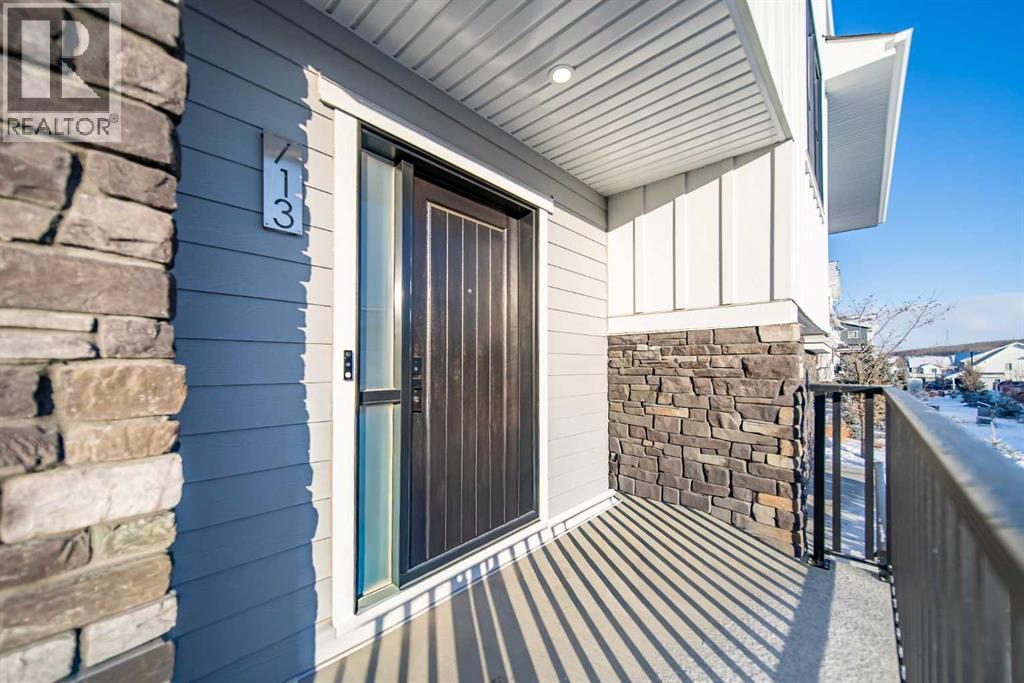 713 Crestridge Common Sw, Calgary, Alberta  T3B 6L6 - Photo 2 - A2276189