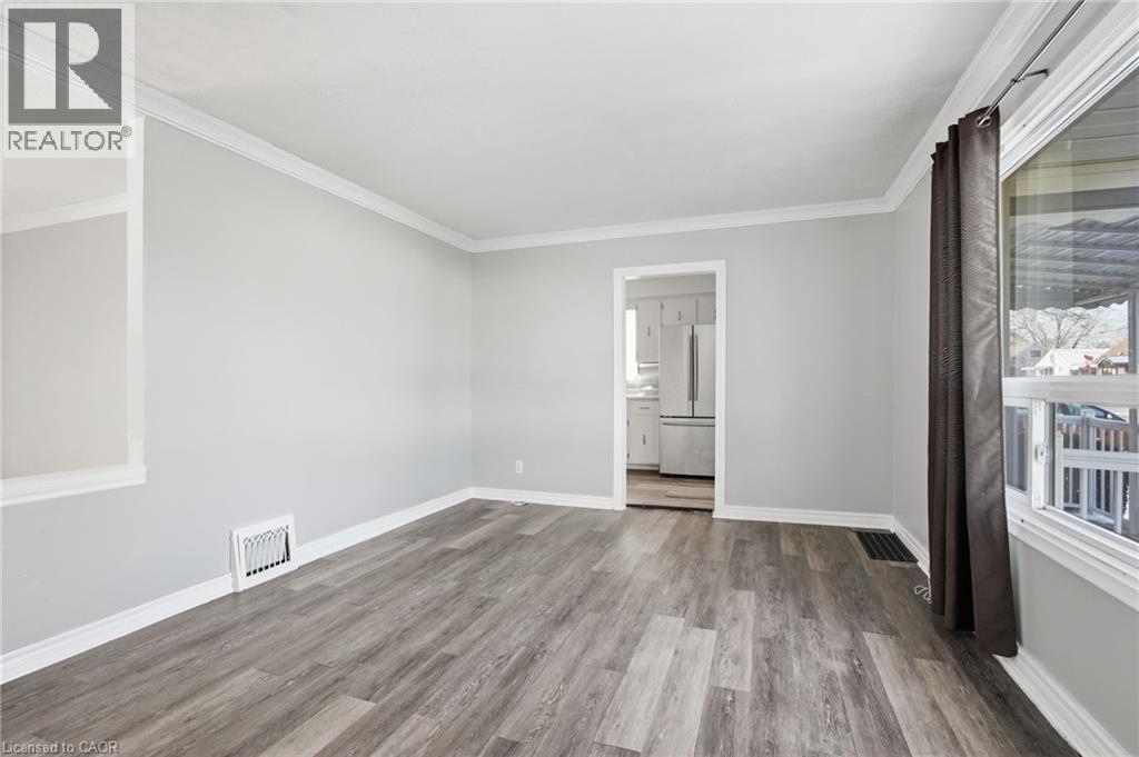 176 Adair Avenue N, Hamilton, Ontario  L8H 6A9 - Photo 13 - 40808422