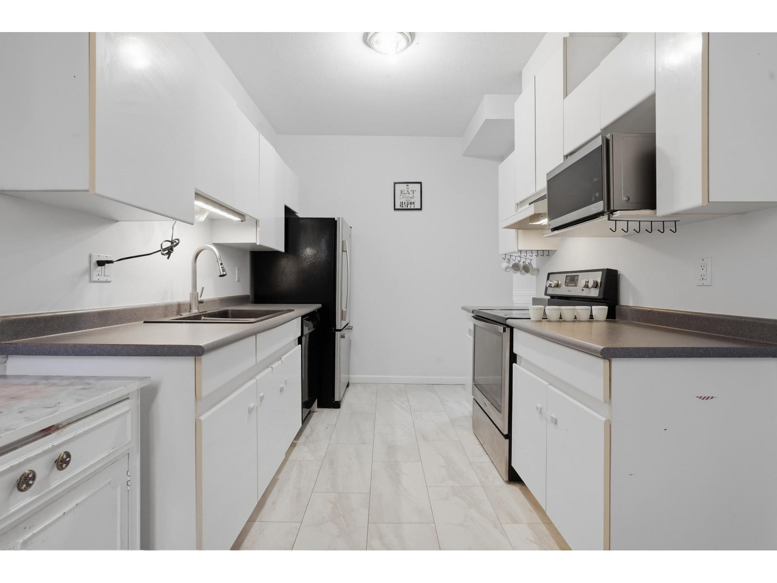 110 14981 101a Avenue, Surrey, British Columbia  V3R 0T1 - Photo 7 - R3094120