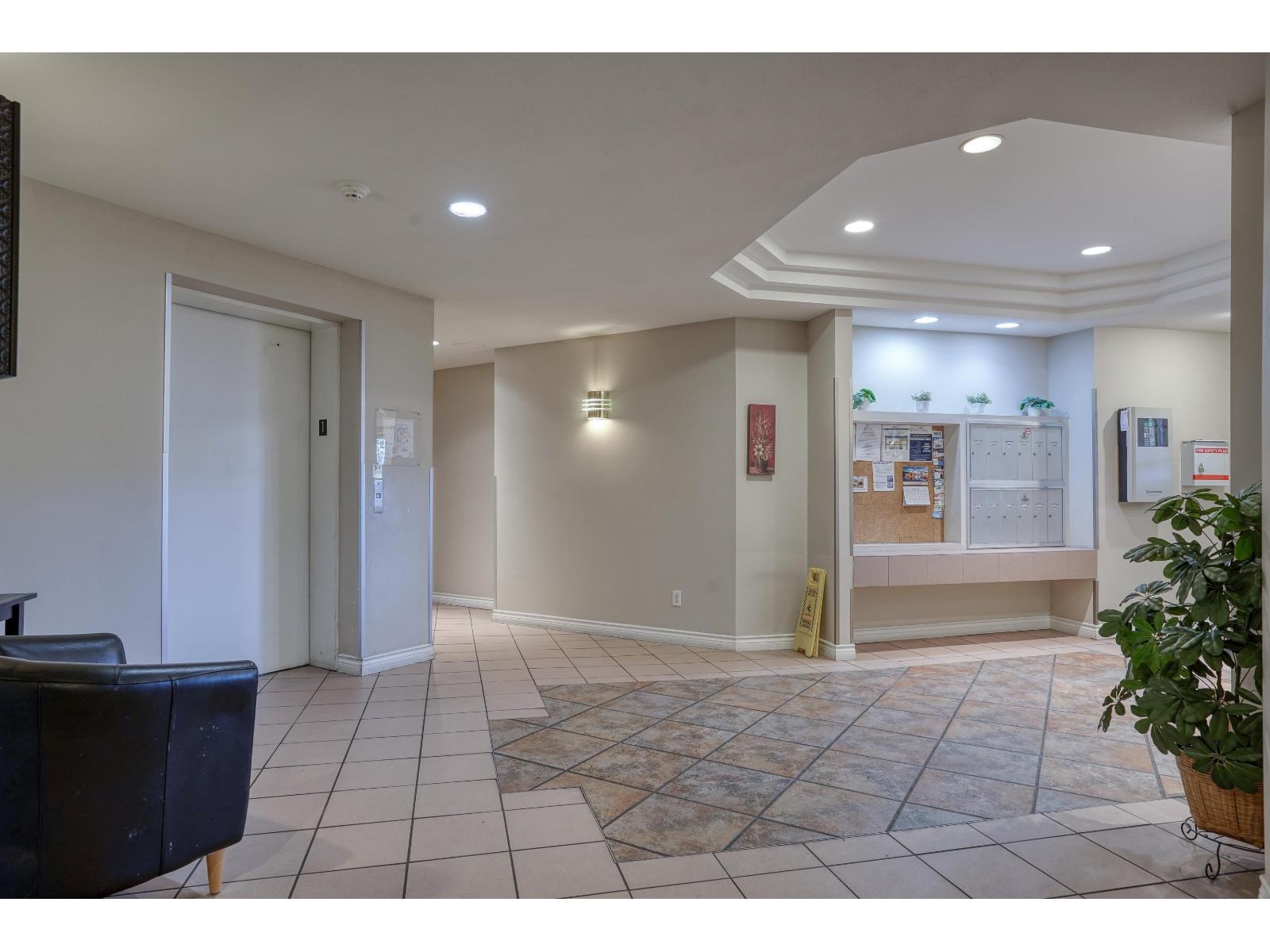 110 14981 101a Avenue, Surrey, British Columbia  V3R 0T1 - Photo 34 - R3094120