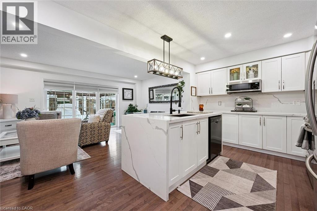 491 Beaumont Crescent, Kitchener, Ontario  N2A 0C4 - Photo 4 - 40809341