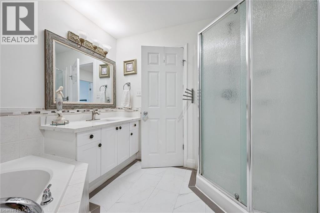 491 Beaumont Crescent, Kitchener, Ontario  N2A 0C4 - Photo 19 - 40809341