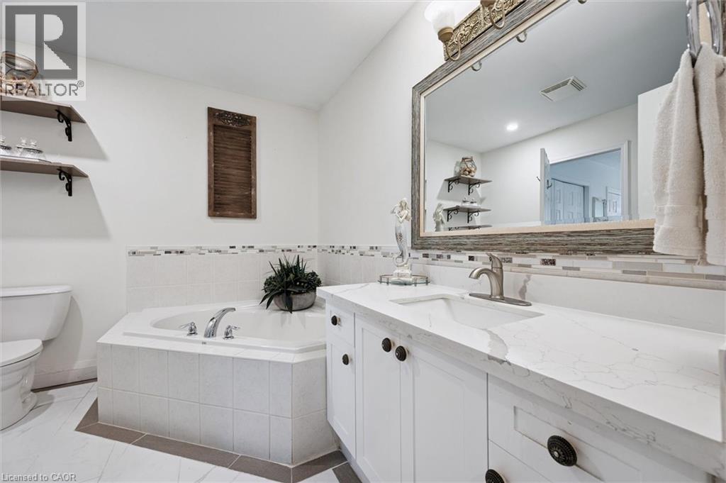 491 Beaumont Crescent, Kitchener, Ontario  N2A 0C4 - Photo 20 - 40809341