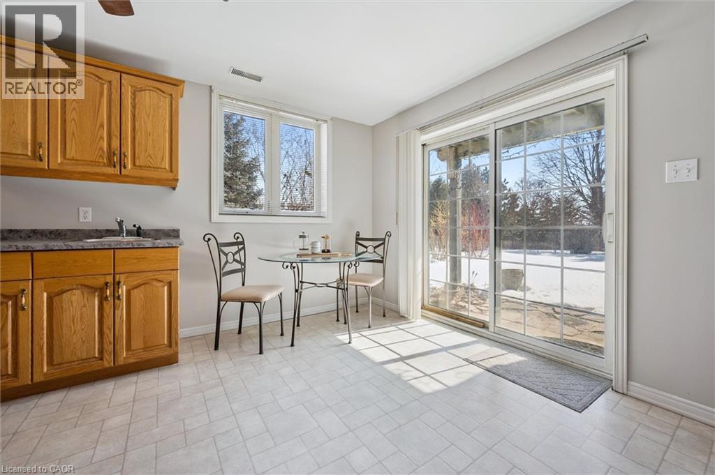 663 Heathcliffe Place, Waterloo, Ontario  N2T 2P3 - Photo 27 - 40809378