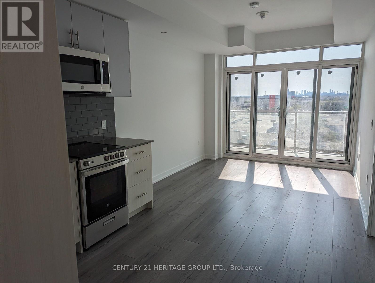 711 - 1195 The Queensway, Toronto, Ontario  M8Z 0H1 - Photo 7 - W12843108