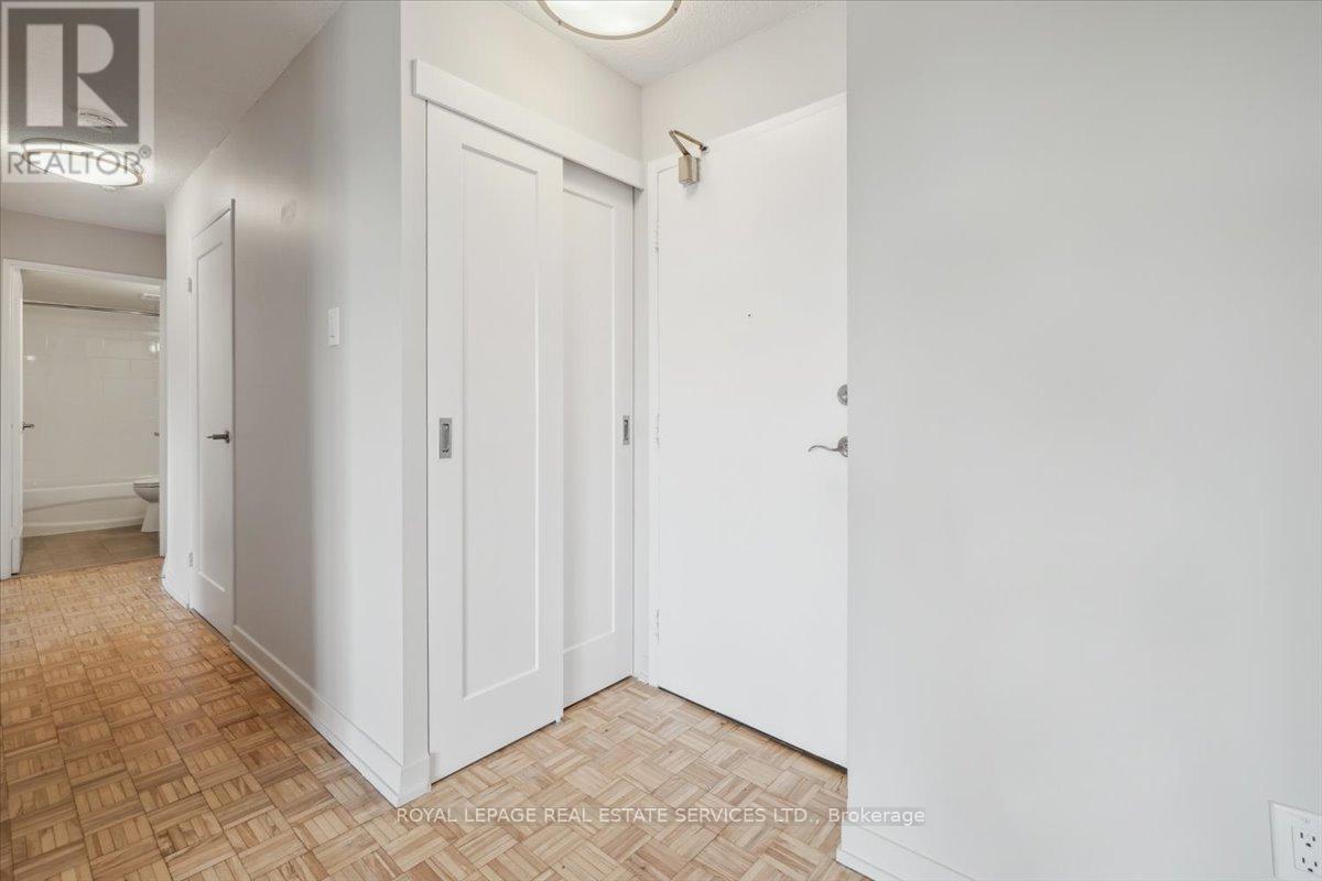 207 - 60 Park Avenue, Halton Hills, Ontario  L7G 4Y9 - Photo 4 - W12843114