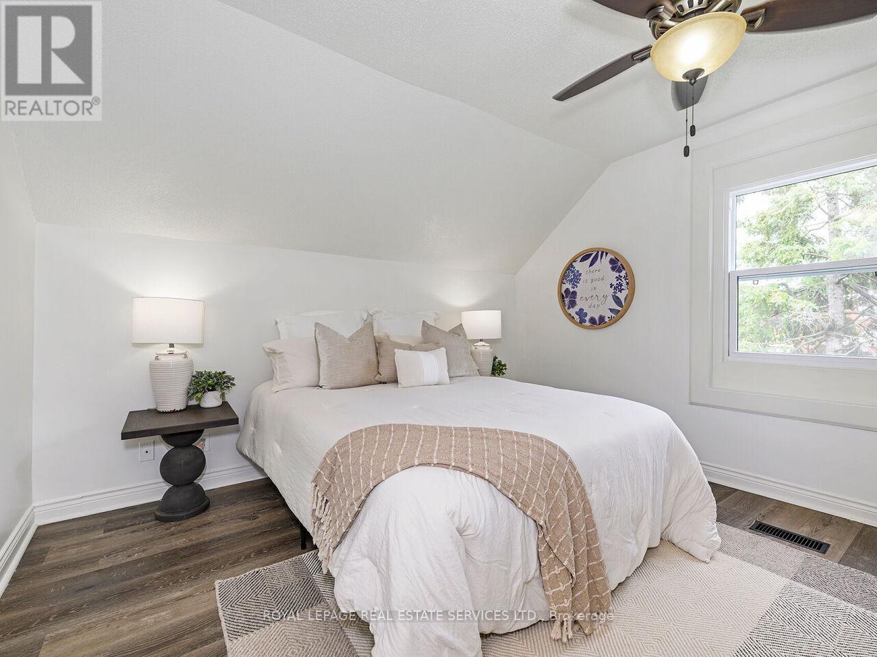 135 Bernice Crescent, Toronto, Ontario  M6N 1X3 - Photo 18 - W12843148