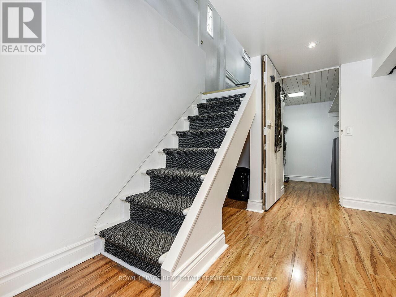 135 Bernice Crescent, Toronto, Ontario  M6N 1X3 - Photo 34 - W12843148