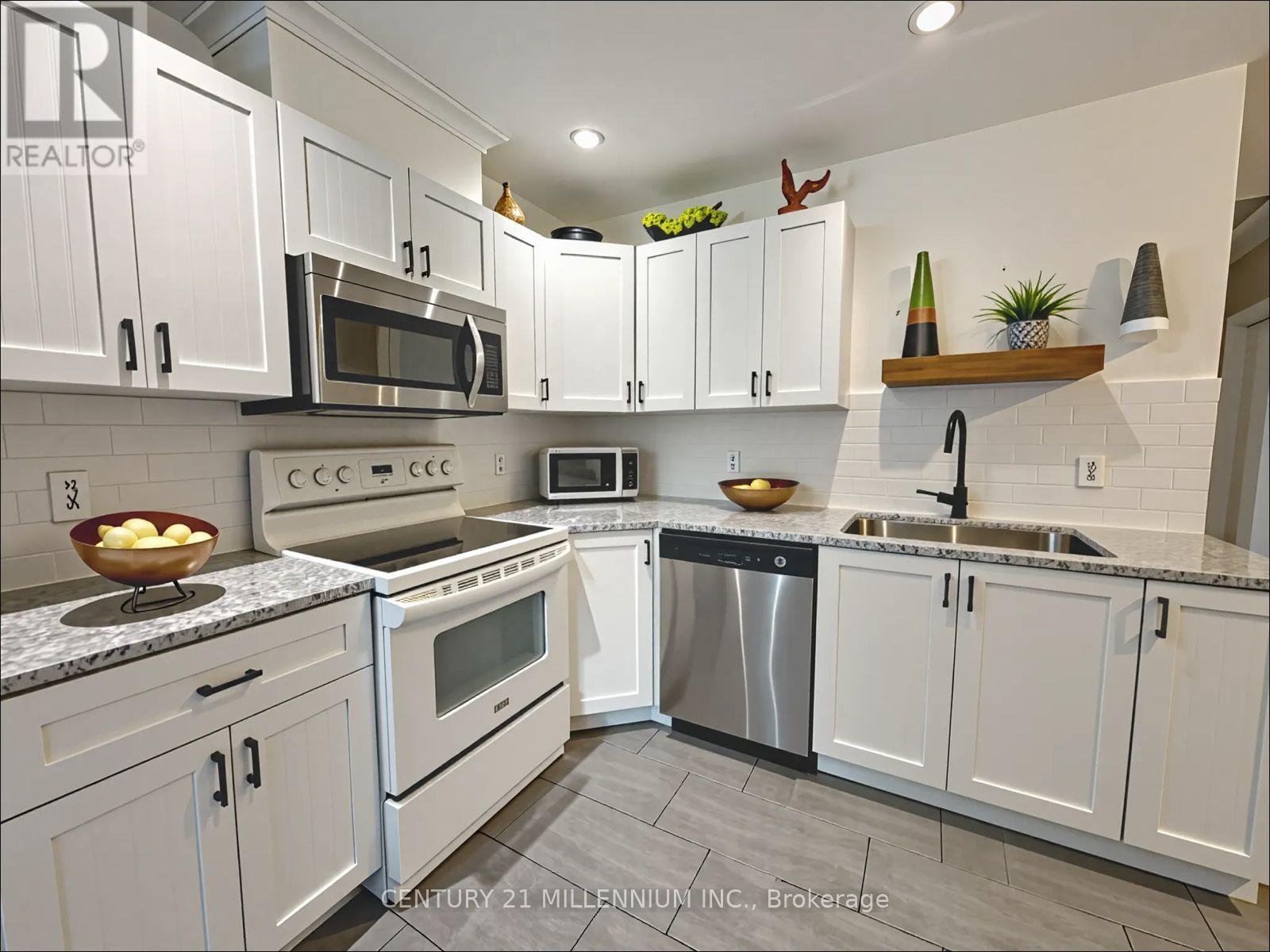 79a Dawson Road, Orangeville, Ontario  L9W 2W4 - Photo 3 - W12843168