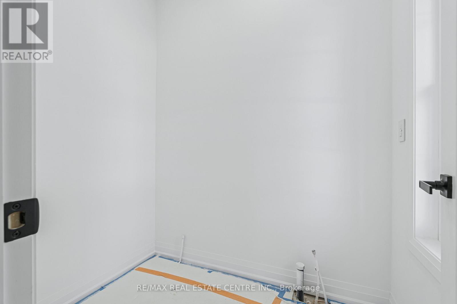 19 James Street, Halton Hills, Ontario  L7G 2H2 - Photo 18 - W12843236