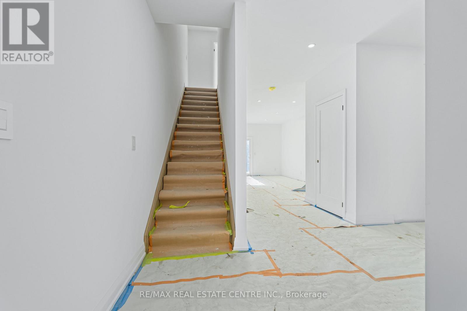 19 James Street, Halton Hills, Ontario  L7G 2H2 - Photo 20 - W12843236