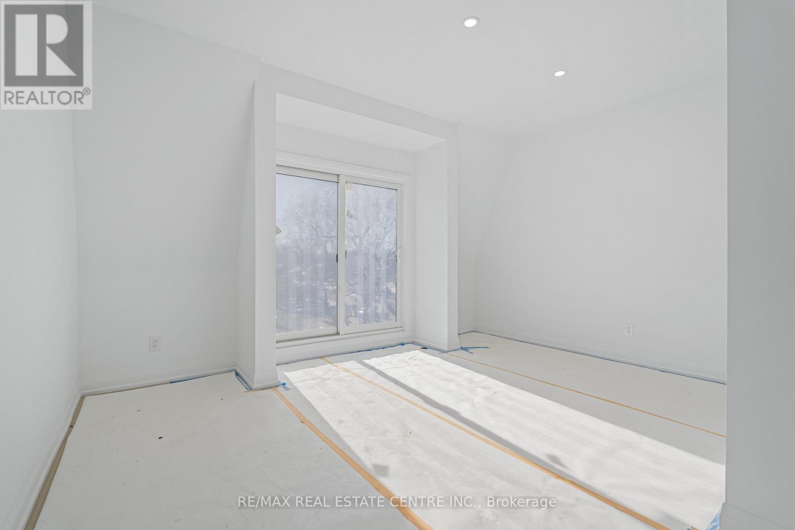 19 James Street, Halton Hills, Ontario  L7G 2H2 - Photo 29 - W12843236