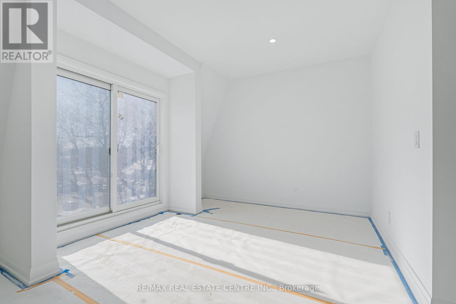 19 James Street, Halton Hills, Ontario  L7G 2H2 - Photo 30 - W12843236