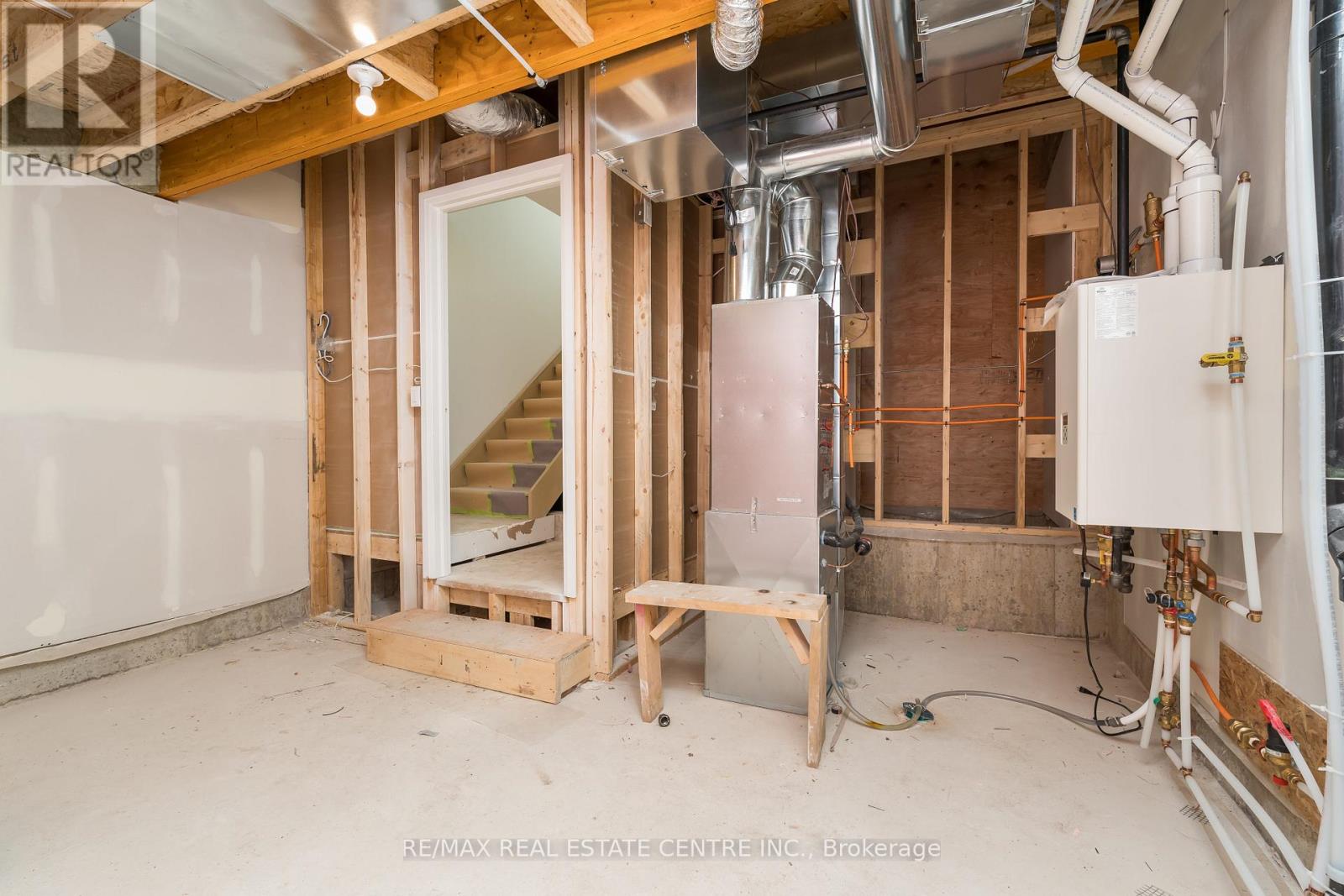 19 James Street, Halton Hills, Ontario  L7G 2H2 - Photo 40 - W12843236