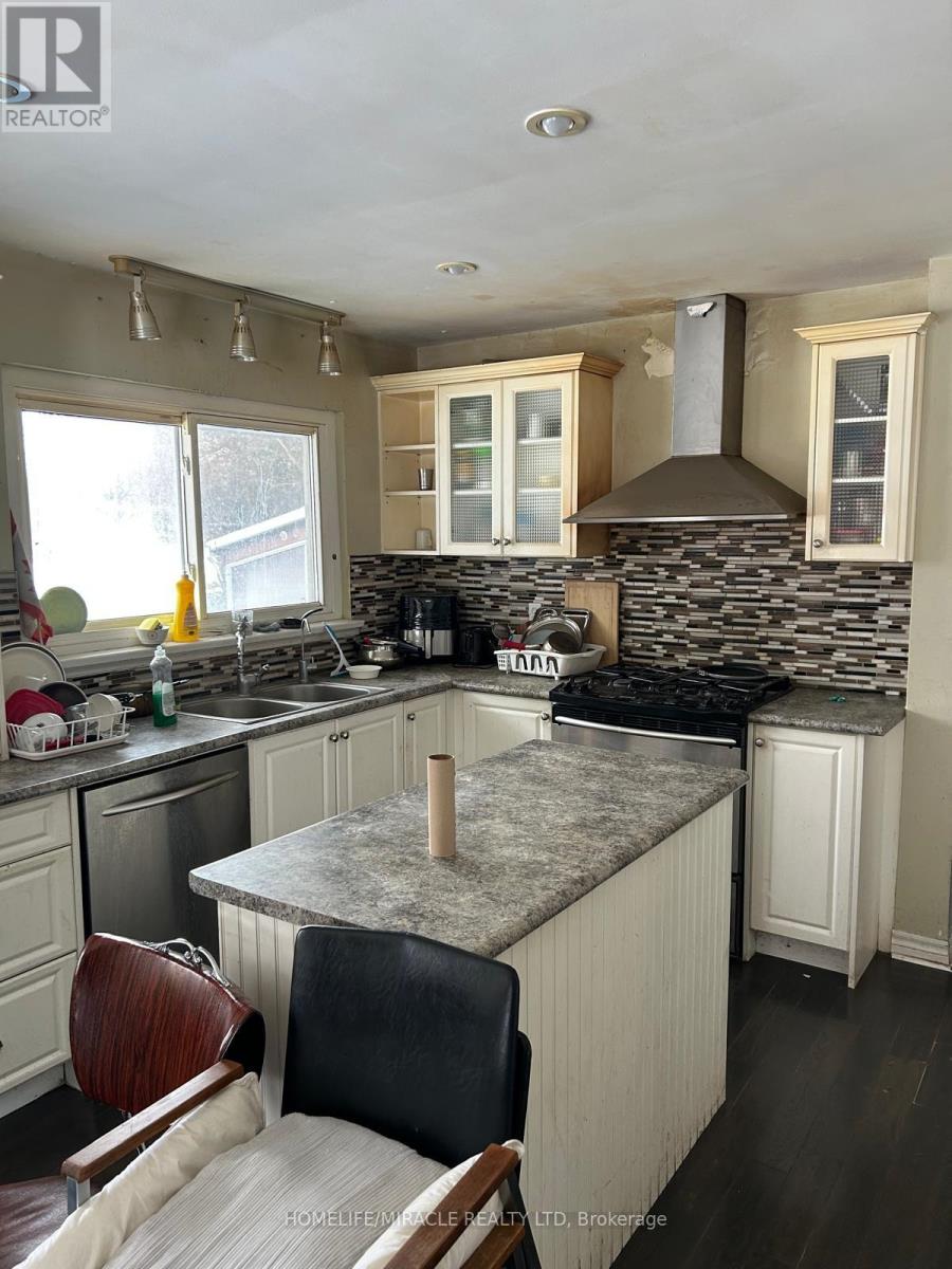 9188 Heritage Road, Brampton, Ontario  L6X 0A1 - Photo 6 - W12843256