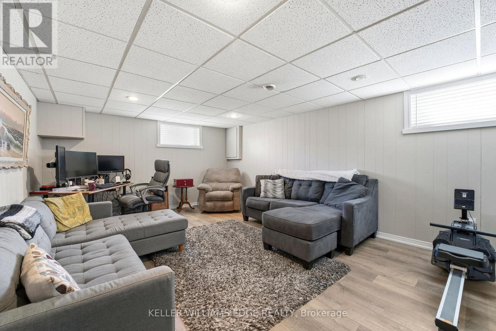 2426 Tait Avenue, Burlington, Ontario  L7P 1H1 - Photo 18 - W12843276