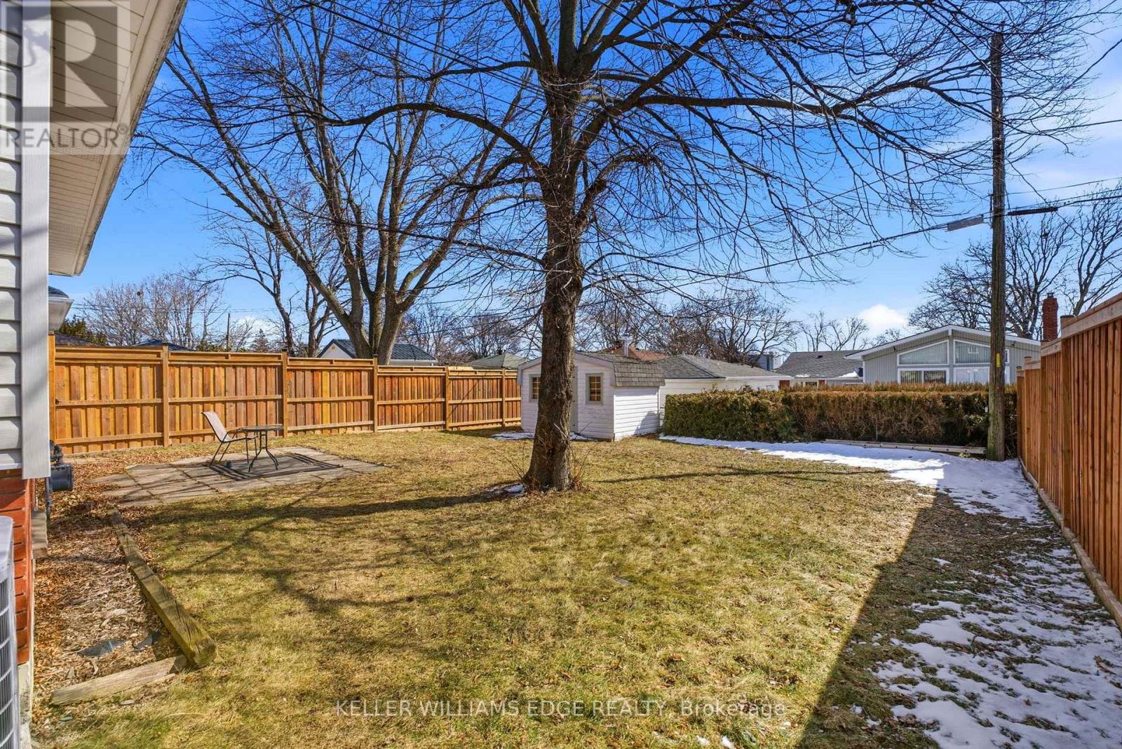 2426 Tait Avenue, Burlington, Ontario  L7P 1H1 - Photo 23 - W12843276