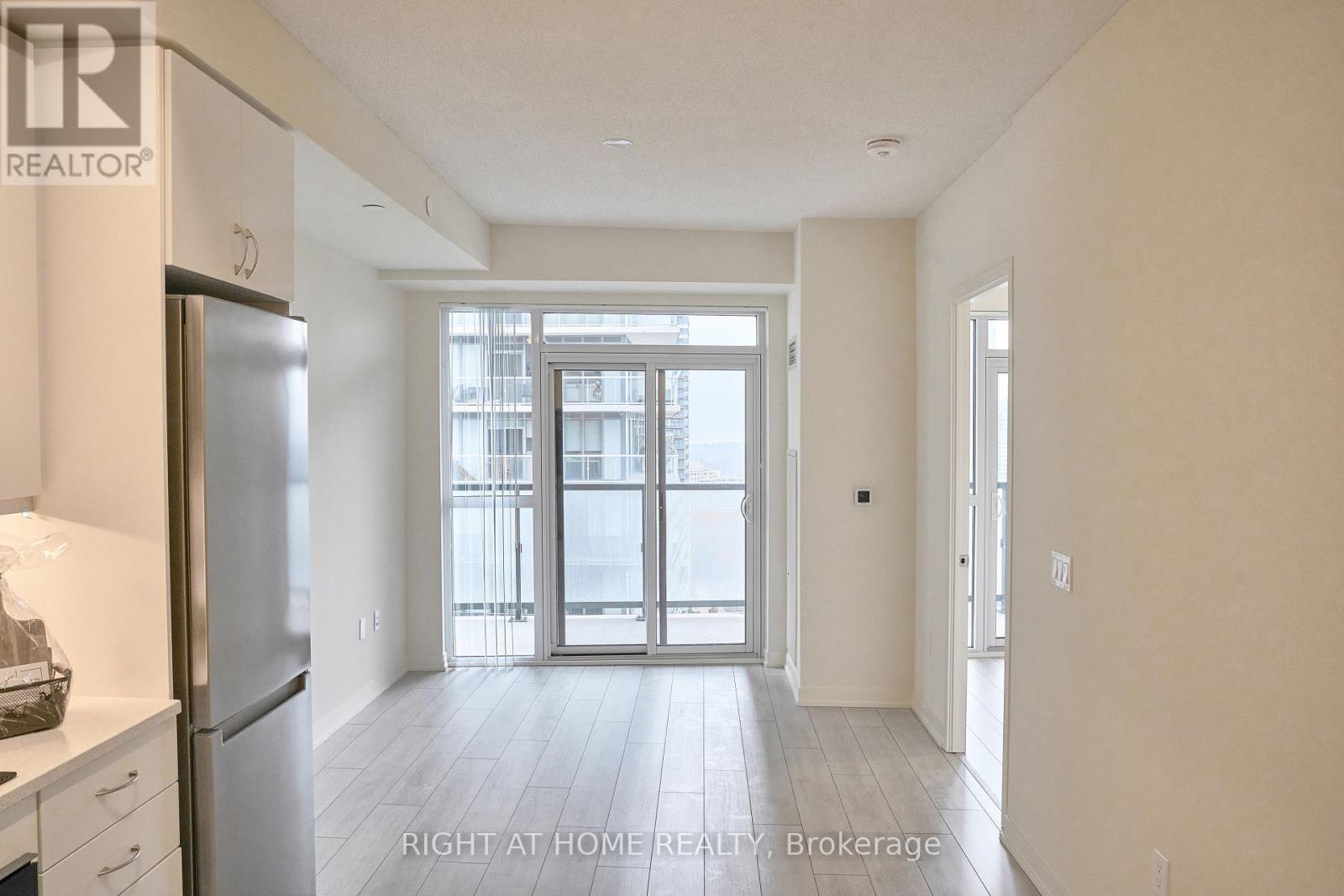 2407 - 38 Annie Craig Drive, Toronto, Ontario  M8V 0G9 - Photo 5 - W12843294