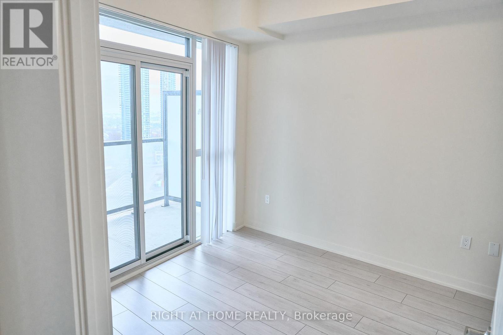 2407 - 38 Annie Craig Drive, Toronto, Ontario  M8V 0G9 - Photo 8 - W12843294