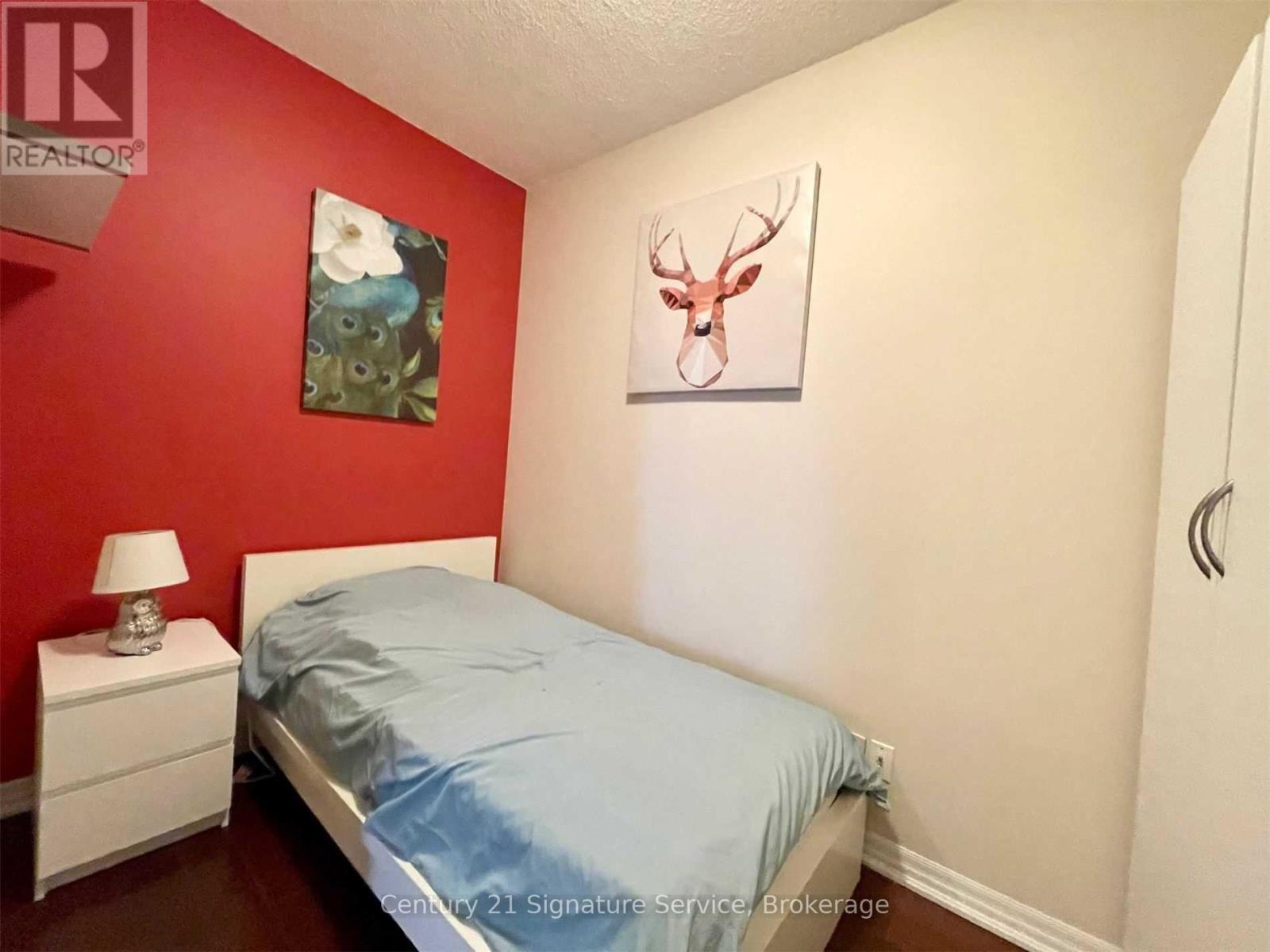 1606 - 223 Webb Drive, Mississauga, Ontario  L5B 0E8 - Photo 16 - W12843312