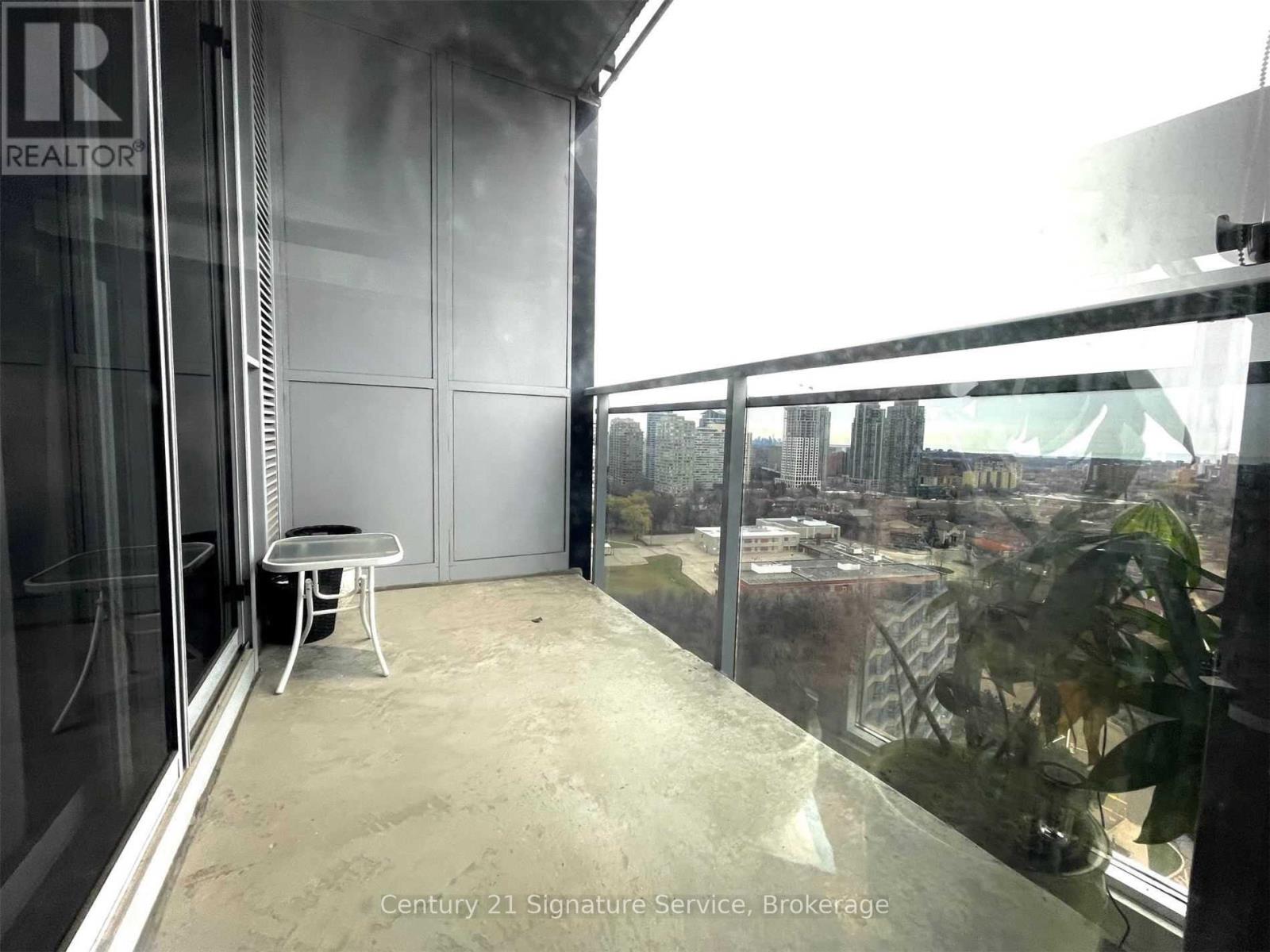 1606 - 223 Webb Drive, Mississauga, Ontario  L5B 0E8 - Photo 20 - W12843312