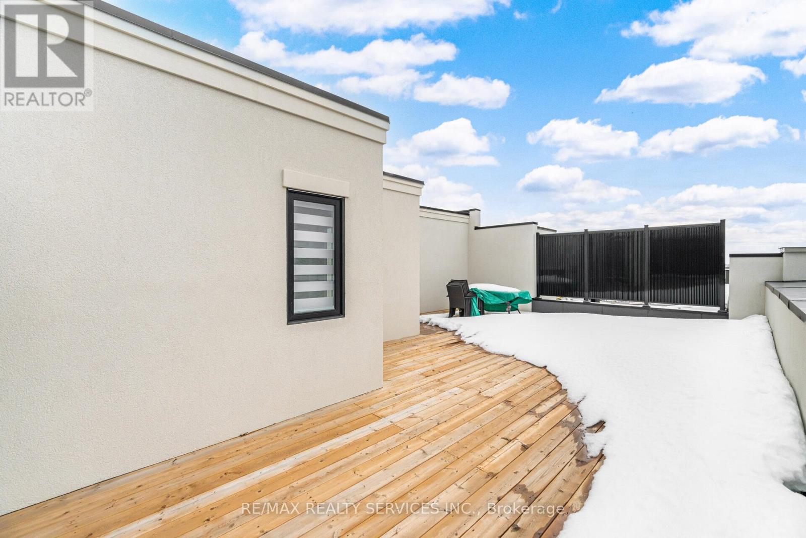 435 Dougall Avenue, Caledon, Ontario  L7C 4L5 - Photo 37 - W12843320