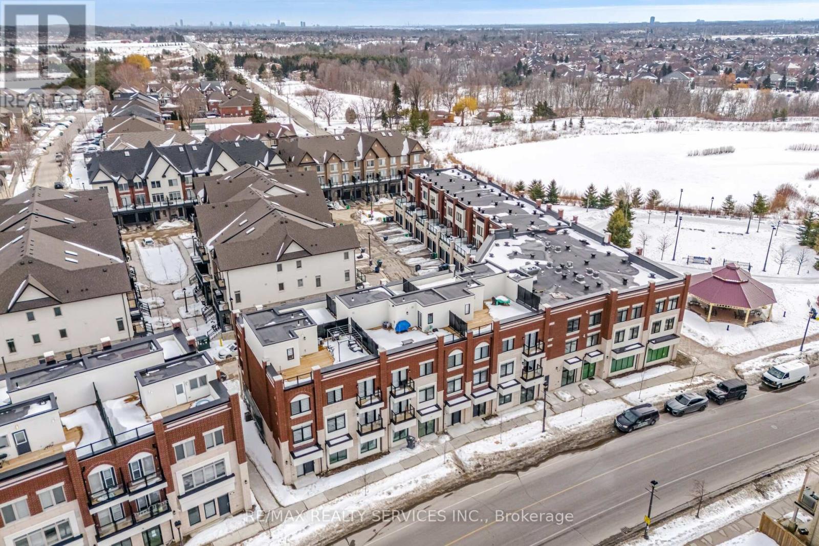 435 Dougall Avenue, Caledon, Ontario  L7C 4L5 - Photo 7 - W12843320