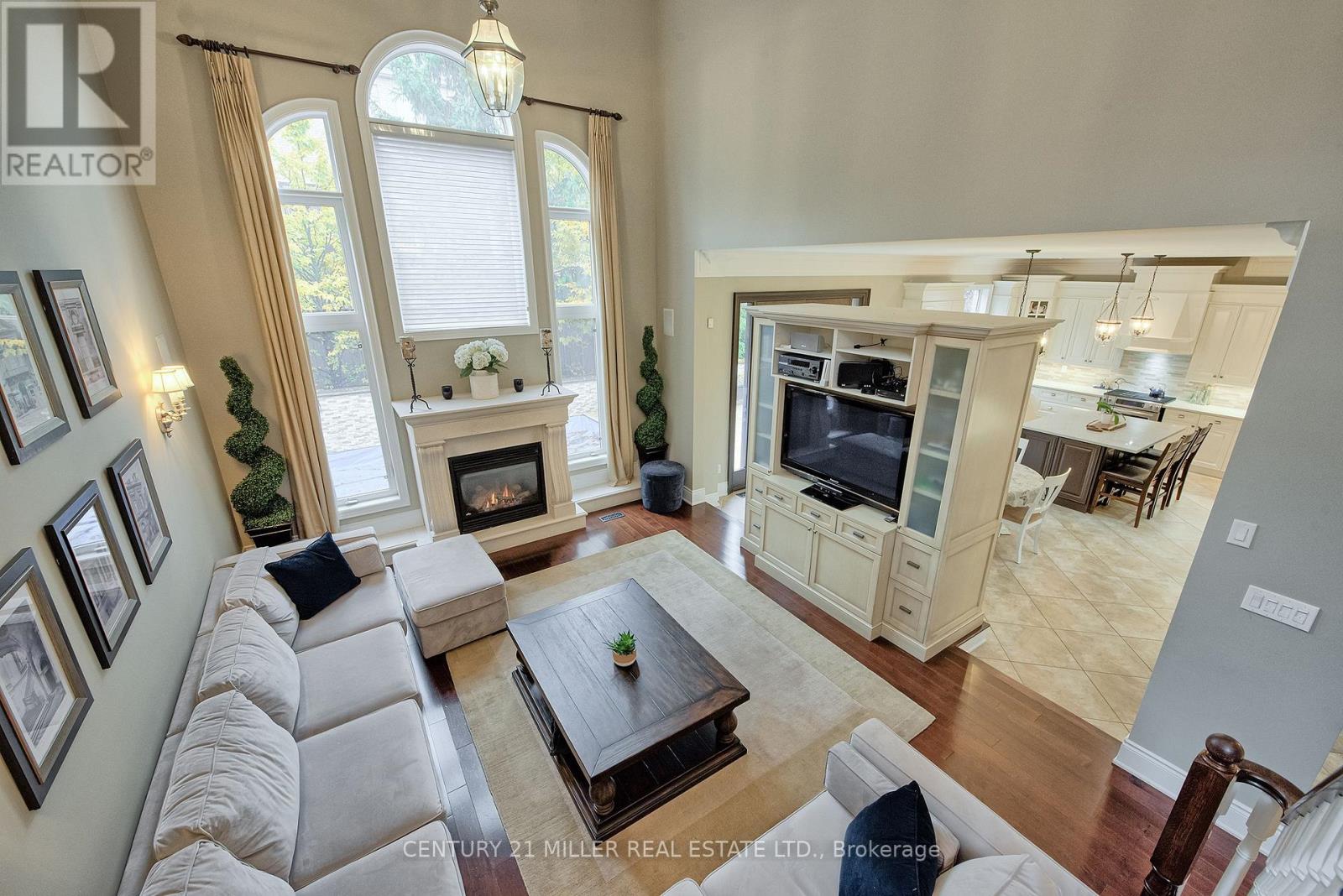 2334 Rideau Drive, Oakville, Ontario  L6H 7R6 - Photo 15 - W12843322