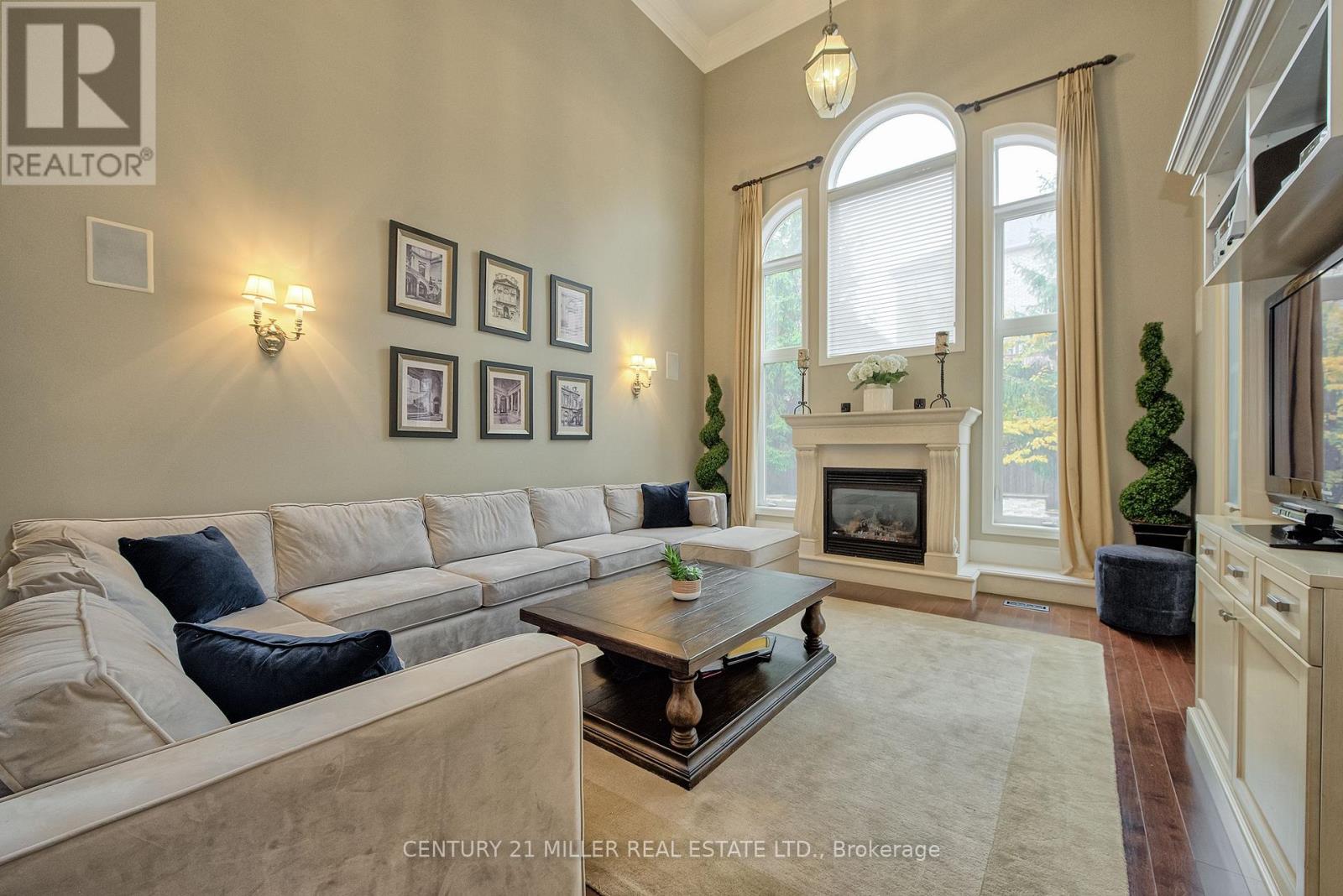 2334 Rideau Drive, Oakville, Ontario  L6H 7R6 - Photo 16 - W12843322