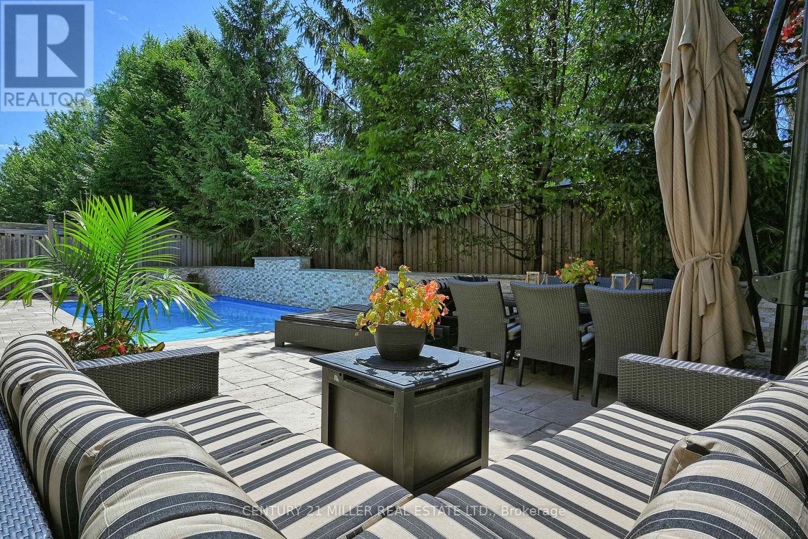 2334 Rideau Drive, Oakville, Ontario  L6H 7R6 - Photo 33 - W12843322