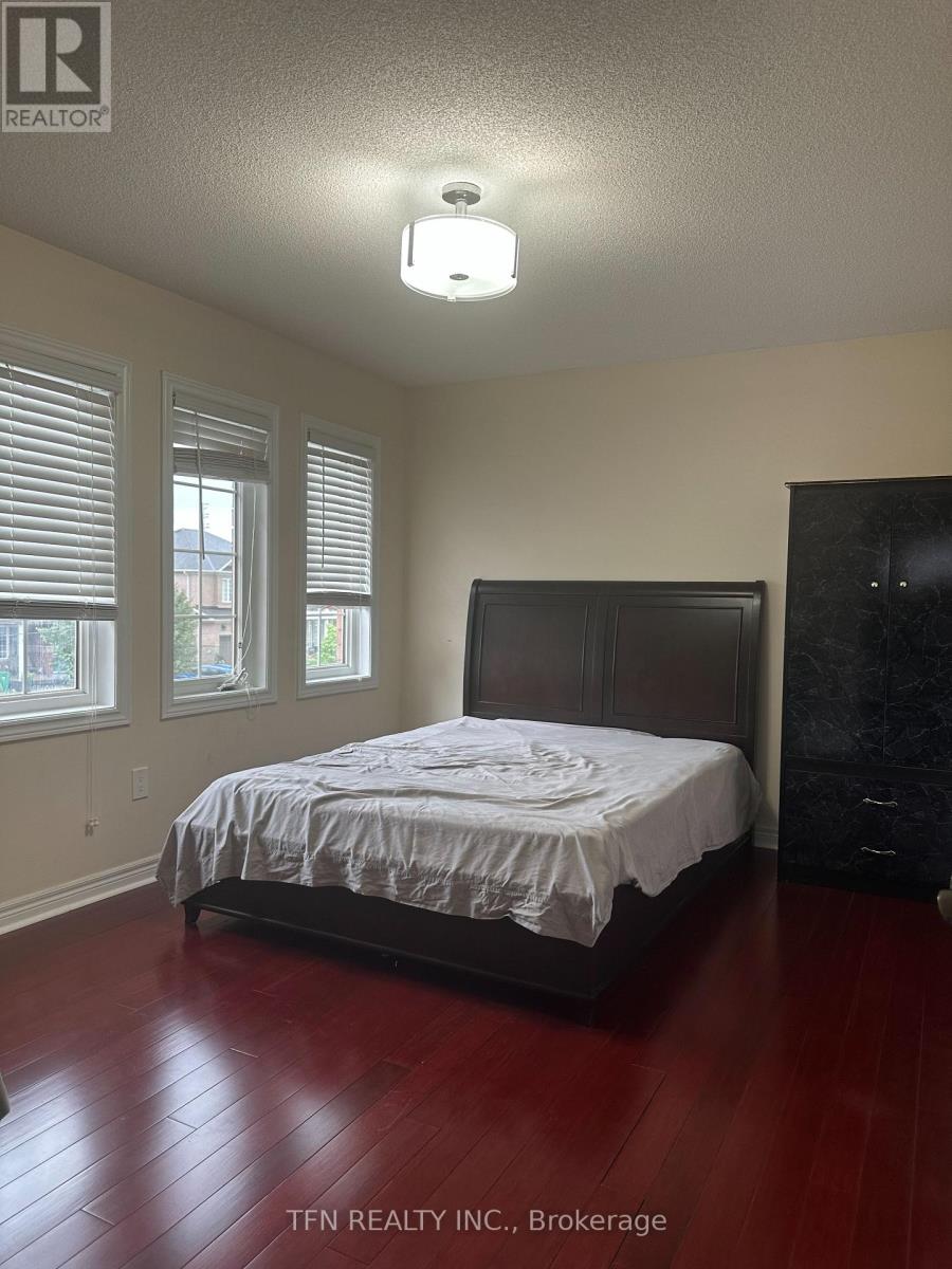 12 Whitepoppy Drive N, Brampton, Ontario  L7A 0L8 - Photo 12 - W12843380