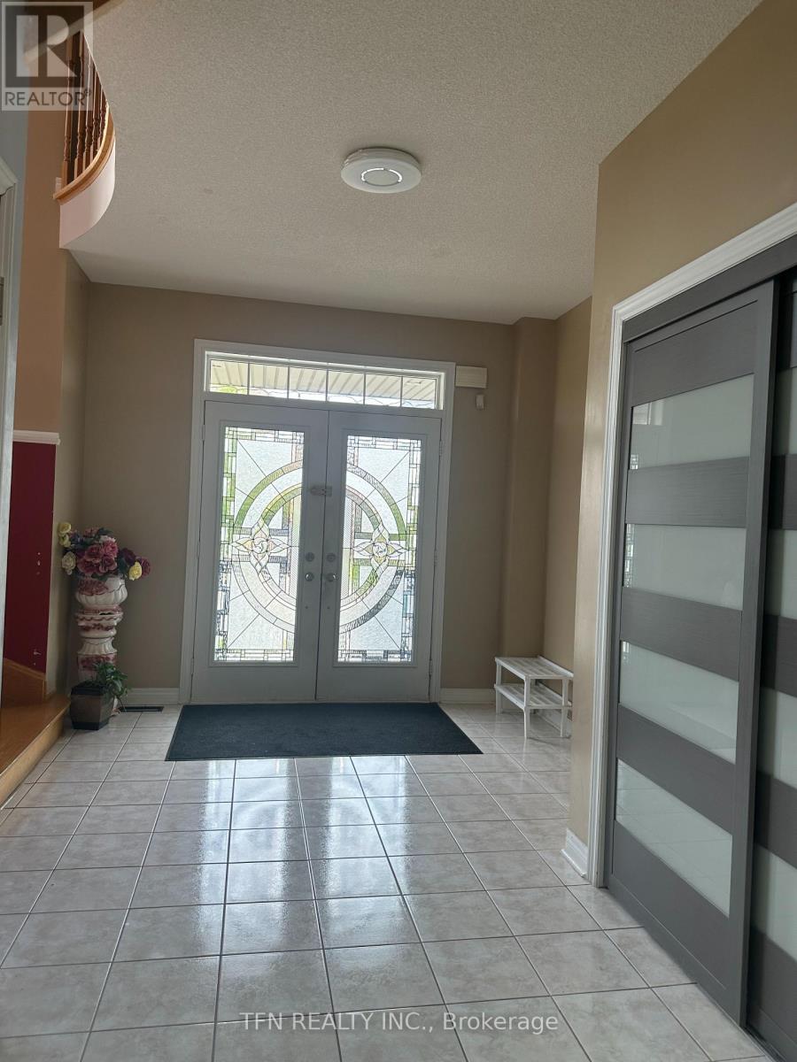 12 Whitepoppy Drive N, Brampton, Ontario  L7A 0L8 - Photo 14 - W12843380