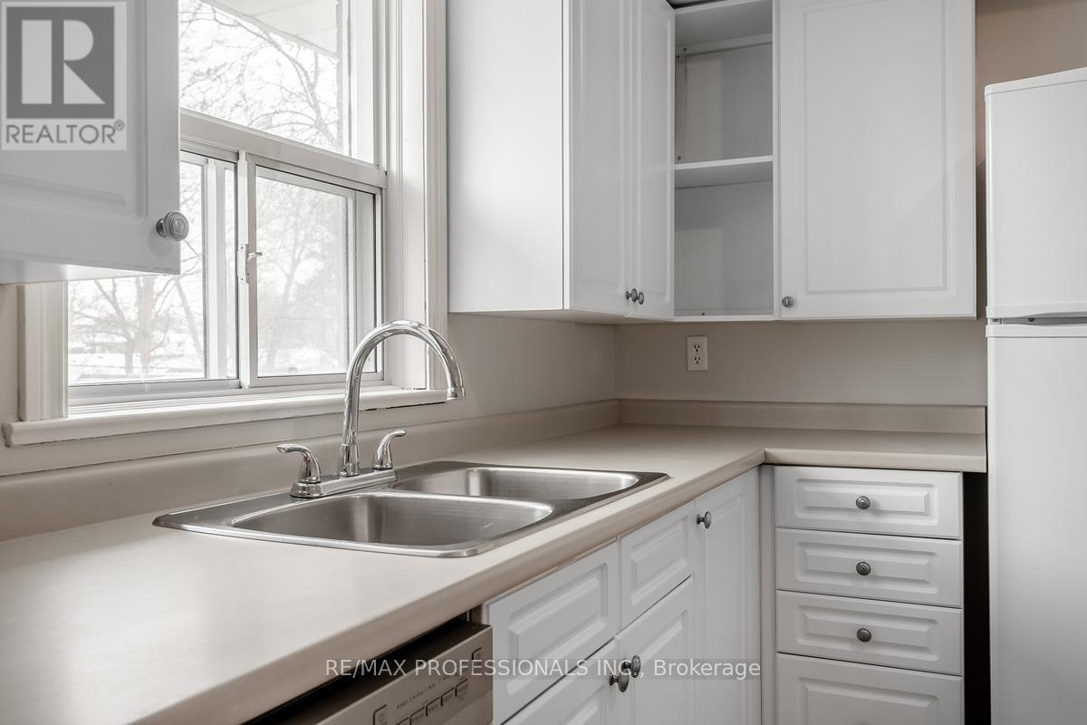 Unit 6 - 32 Heman Street, Toronto, Ontario  M8V 1X5 - Photo 8 - W12843398