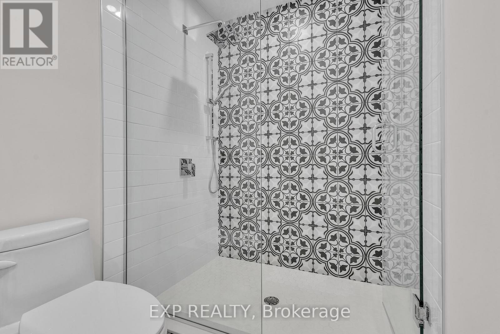 4185 Sutherland Crescent, Burlington, Ontario  L7L 5G3 - Photo 18 - W12843420