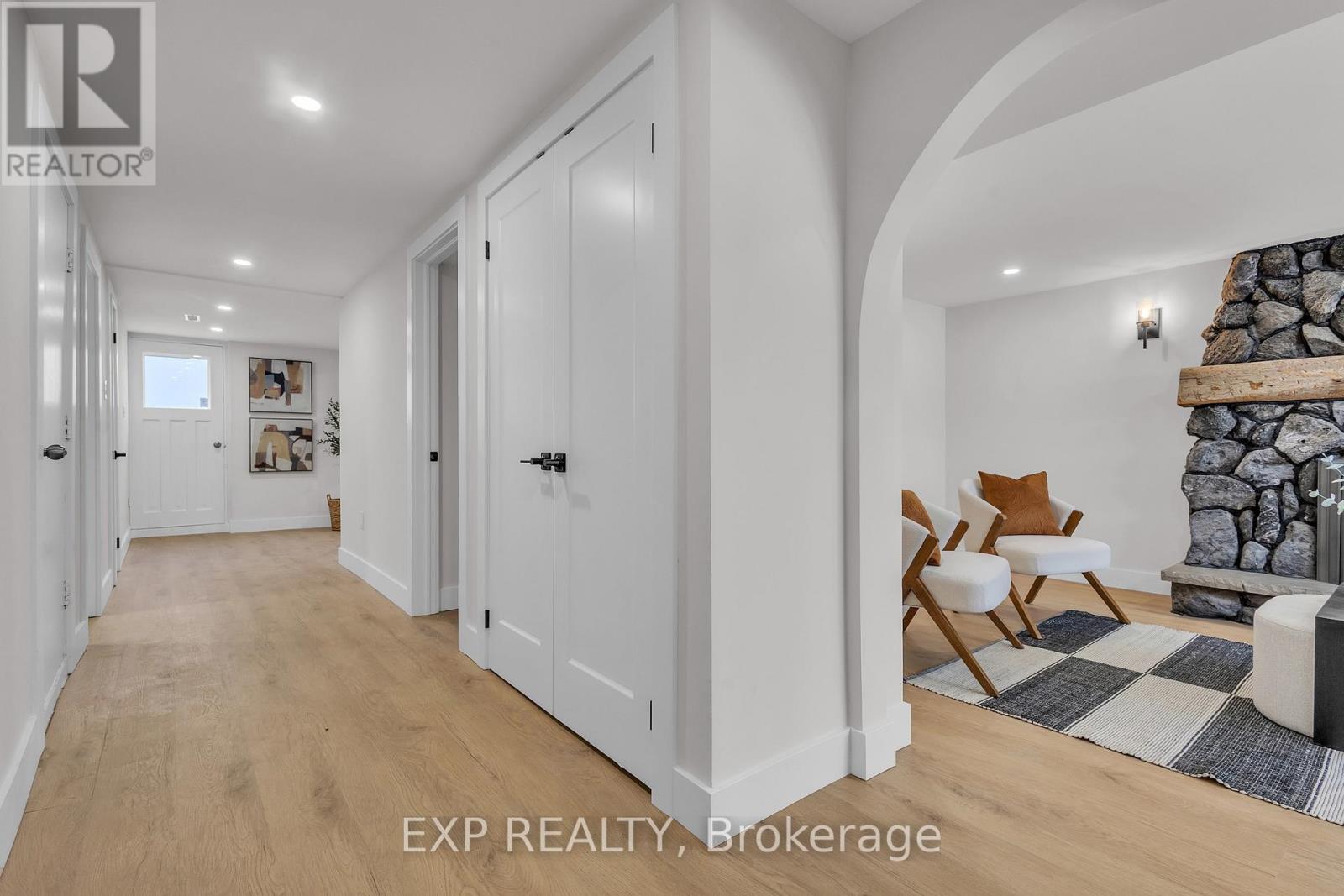 4185 Sutherland Crescent, Burlington, Ontario  L7L 5G3 - Photo 23 - W12843420