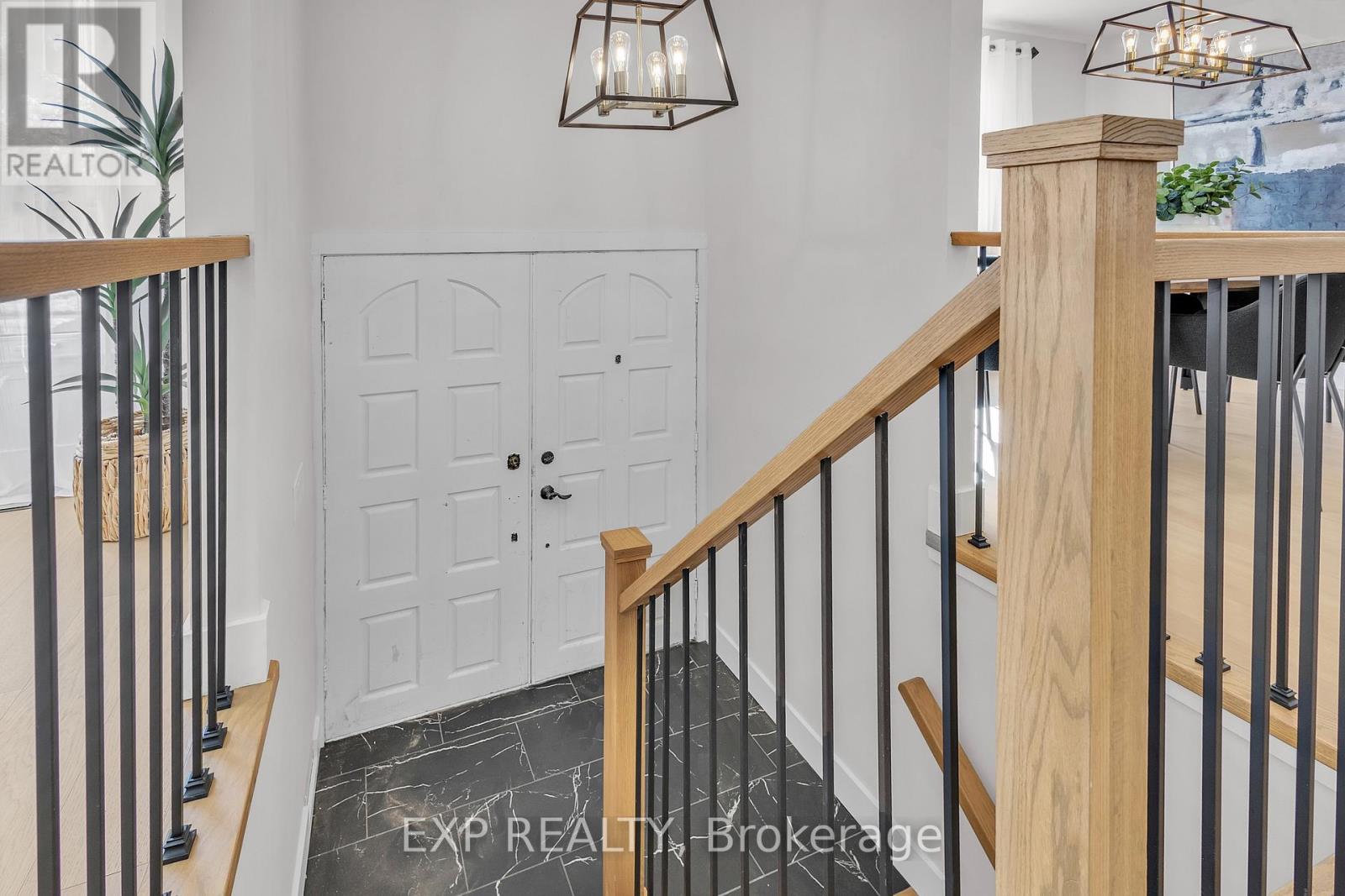 4185 Sutherland Crescent, Burlington, Ontario  L7L 5G3 - Photo 24 - W12843420