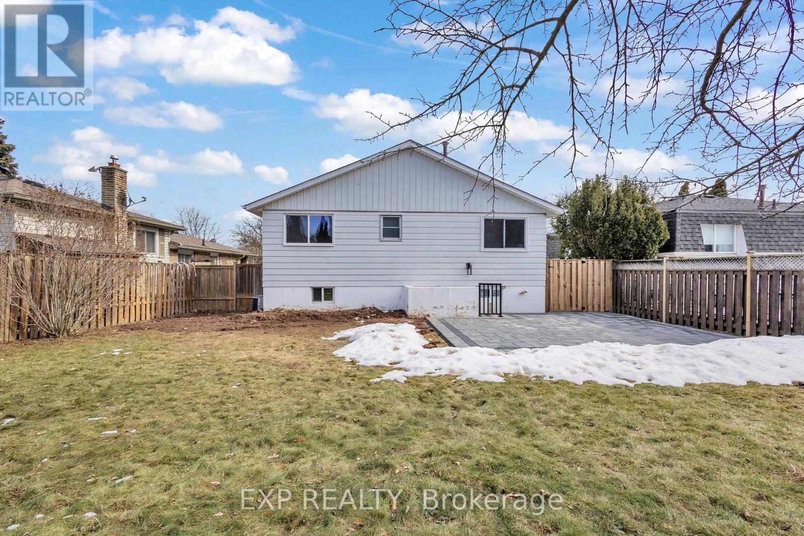 4185 Sutherland Crescent, Burlington, Ontario  L7L 5G3 - Photo 35 - W12843420