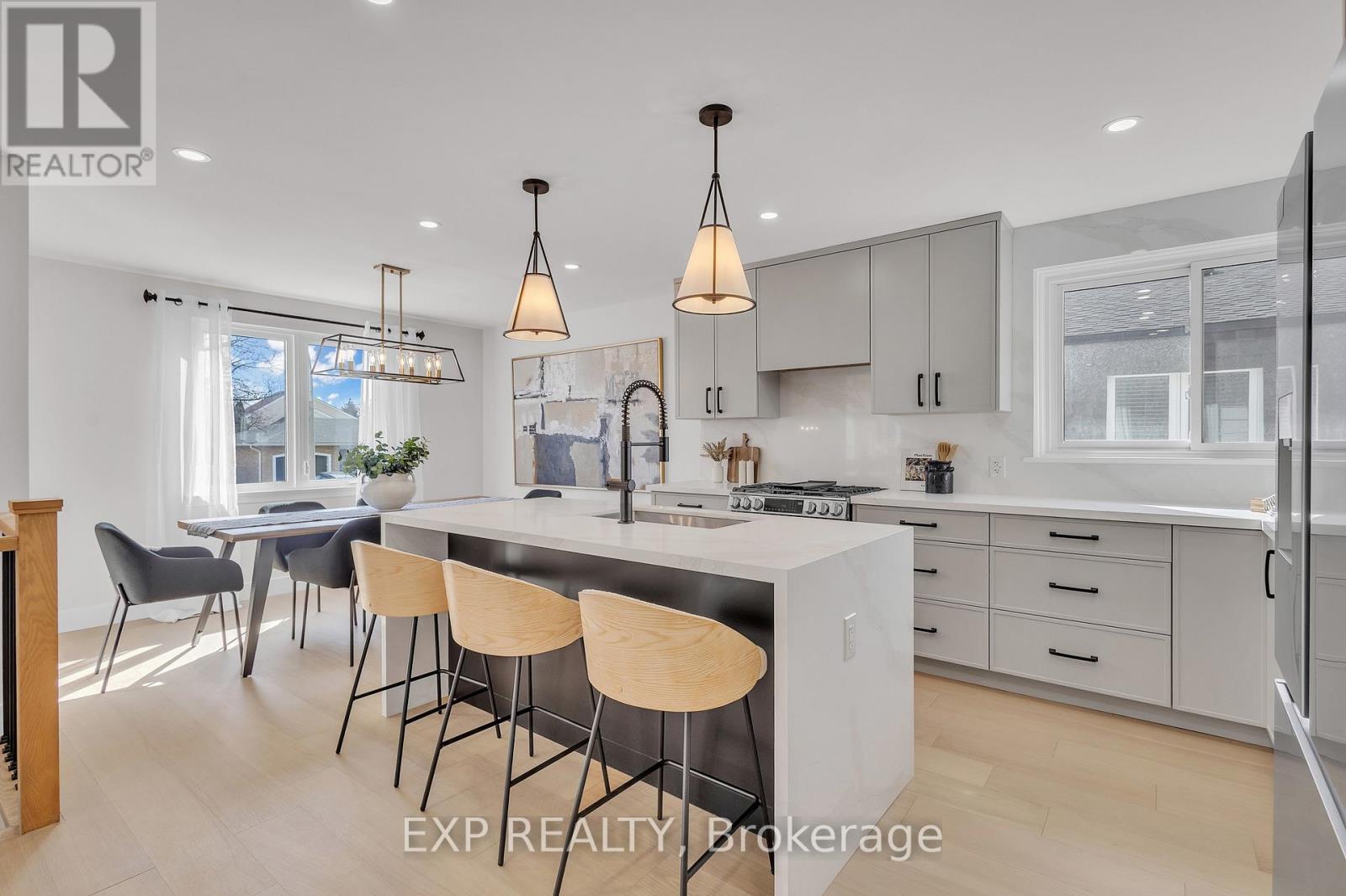 4185 Sutherland Crescent, Burlington, Ontario  L7L 5G3 - Photo 7 - W12843420