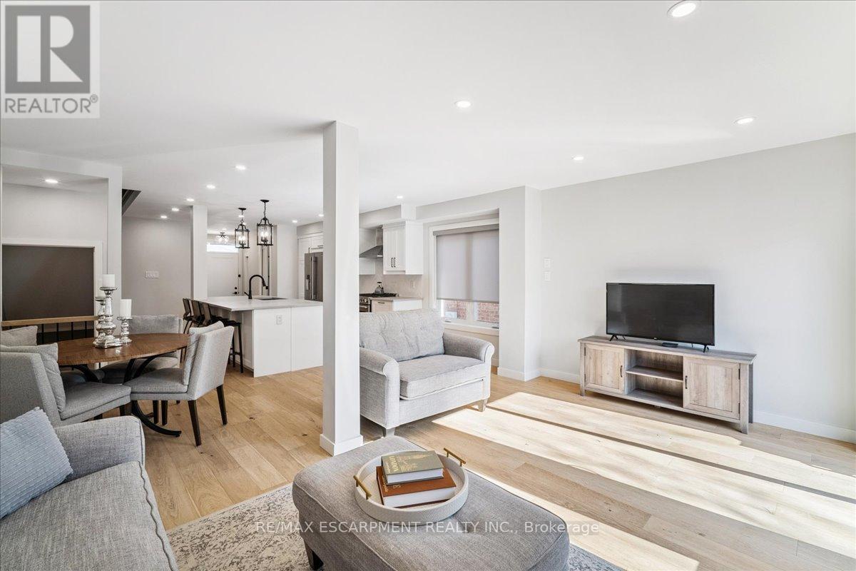 5474 Palmerston Crescent, Mississauga, Ontario  L5M 5Z8 - Photo 19 - W12843478