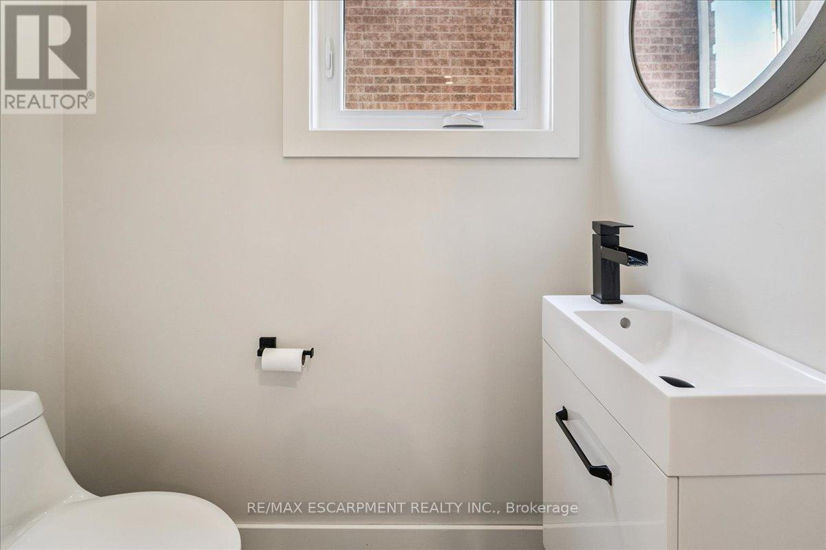 5474 Palmerston Crescent, Mississauga, Ontario  L5M 5Z8 - Photo 24 - W12843478