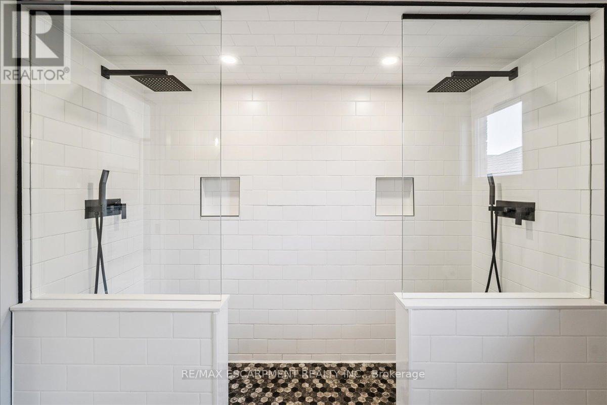 5474 Palmerston Crescent, Mississauga, Ontario  L5M 5Z8 - Photo 32 - W12843478