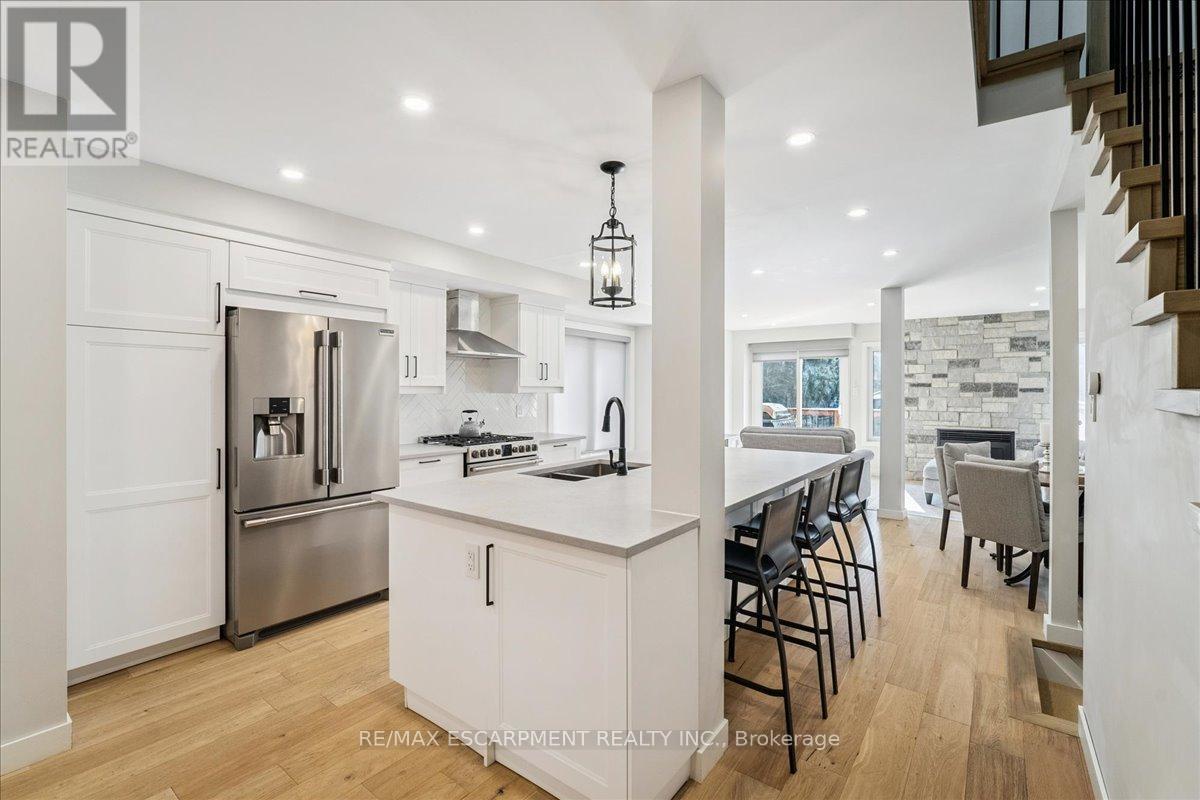 5474 Palmerston Crescent, Mississauga, Ontario  L5M 5Z8 - Photo 6 - W12843478