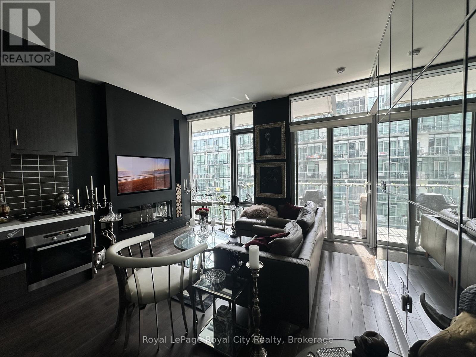 830 - 39 Queens Quay E, Toronto, Ontario  M5E 0A5 - Photo 7 - C12809246