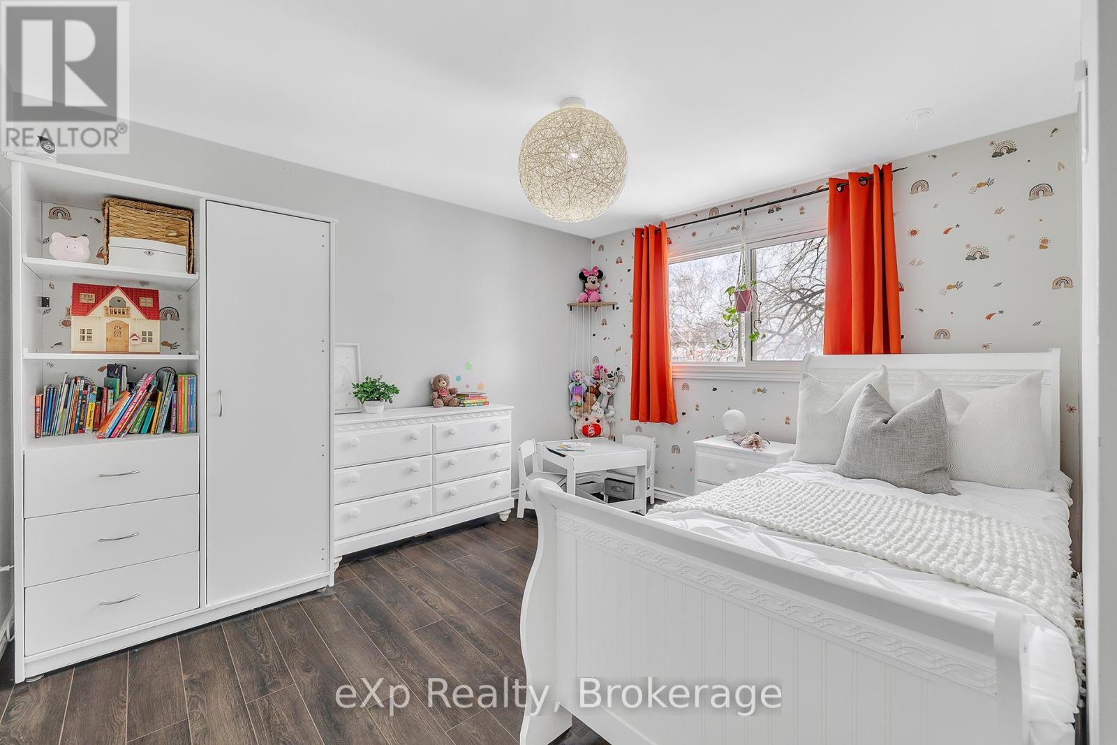 208 Linden Drive, Cambridge, Ontario  N3H 4Y2 - Photo 18 - X12838588