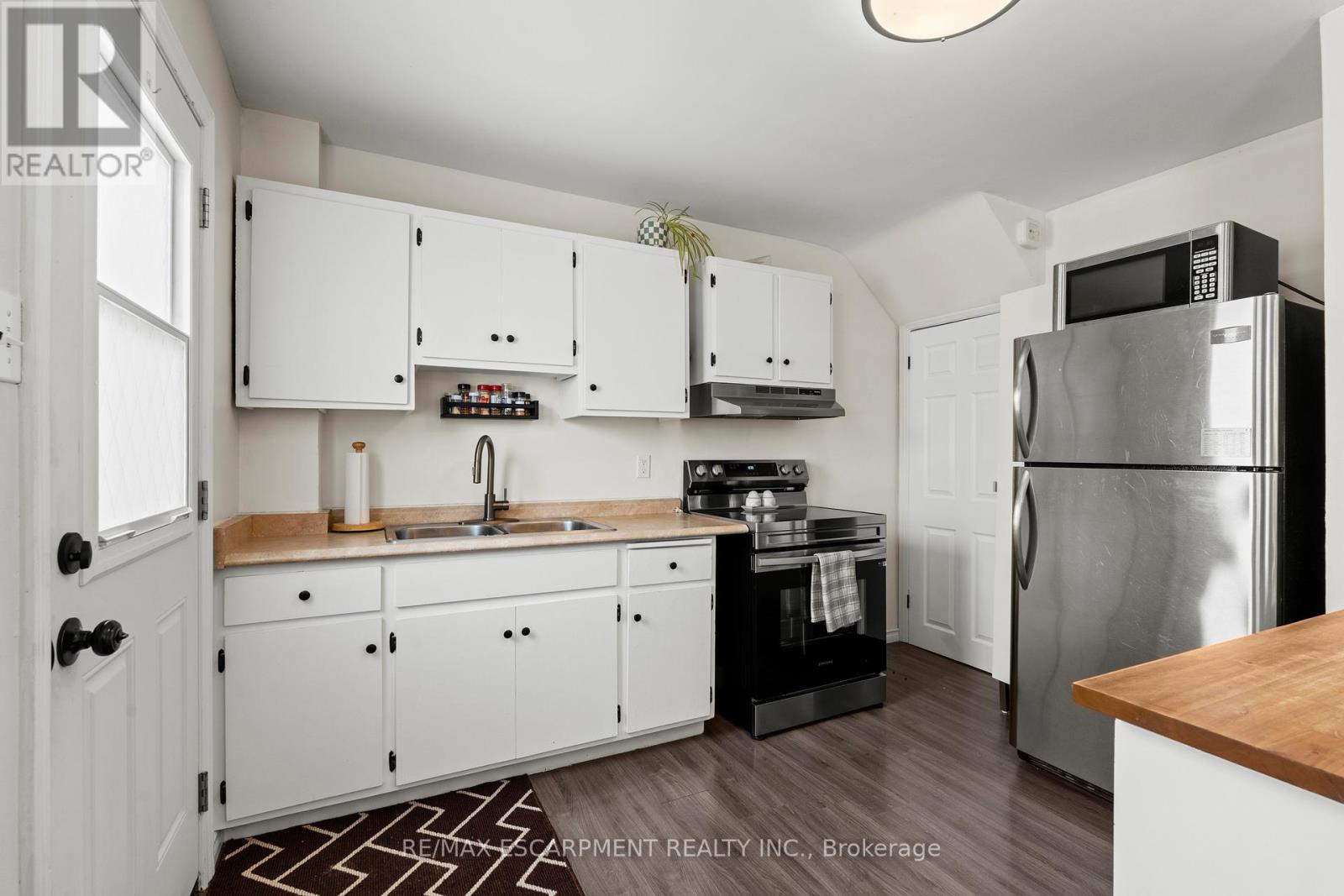 2279 King Street E, Hamilton, Ontario  L8K 1X4 - Photo 13 - X12843218