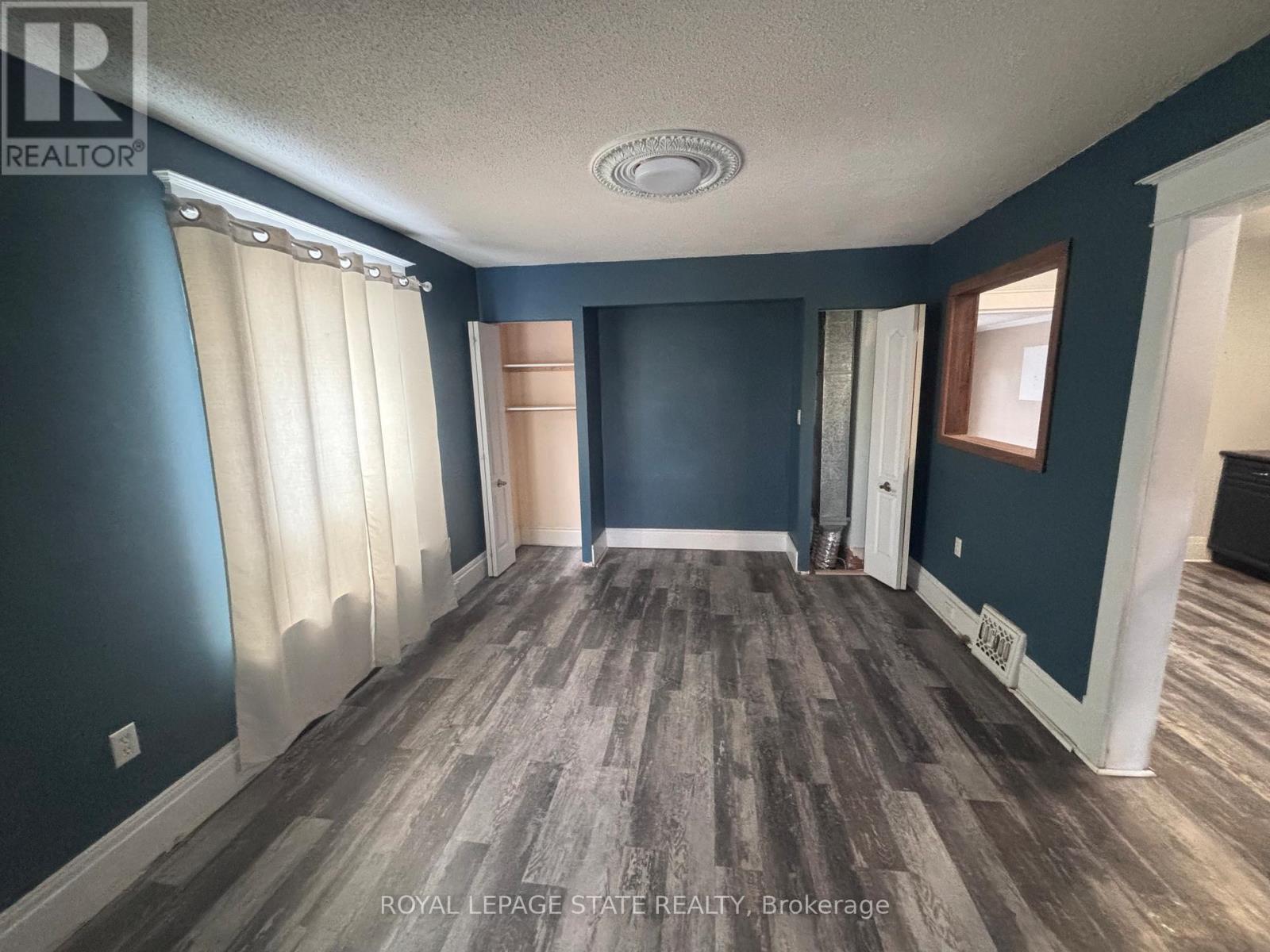 45 Chaplin Avenue, St. Catharines, Ontario  L2R 2E7 - Photo 13 - X12843262